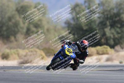 media/Nov-01-2025-CVMA (Sat) [[fc0f7531b8]]/Race 4-500-400-350 Supersport/